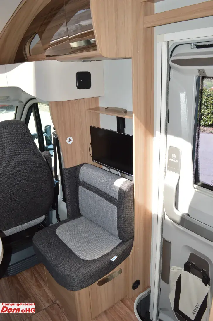 Fahrzeugbild Knaus Sun TI 700 MEG Platinum Selection 180 PS/Automatik #10