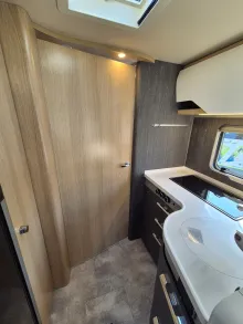 Fahrzeugbild Hymer B-ML I 780 BlackLine *Hubstützen*kein Hubbett* #25