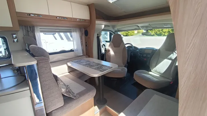 Fahrzeugbild Hobby Optima De Luxe T70 E #13