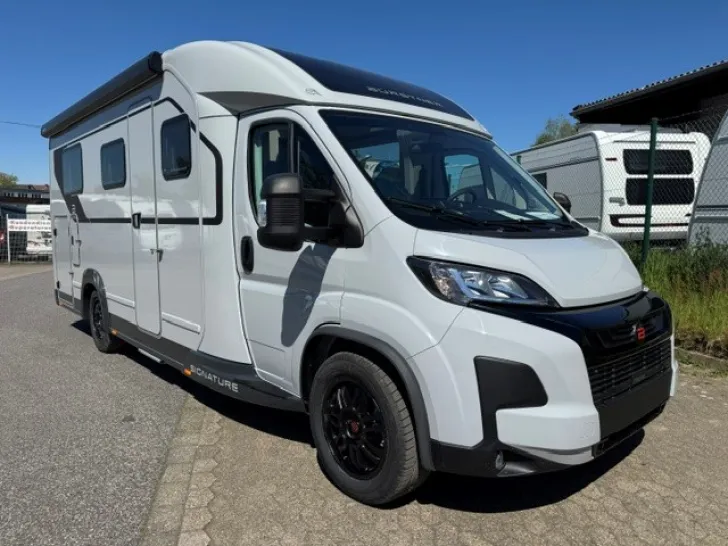 Fahrzeugbild Bürstner Signature SFT 7.4 UVP: 117.962,-€ #1