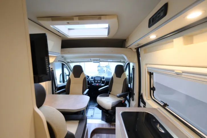 Fahrzeugbild Westfalia Amundsen600/Einzelbetten/Klimaanlage/Markise/AHK #12