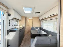Fahrzeugbild Fendt Apero Activ 560 SKM/2.000 kg/City Wasser/TV-Halt #9