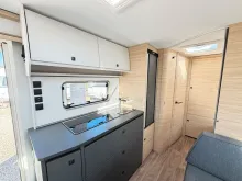 Fahrzeugbild Fendt Apero Activ 560 SKM/2.000 kg/City Wasser/TV-Halt #10