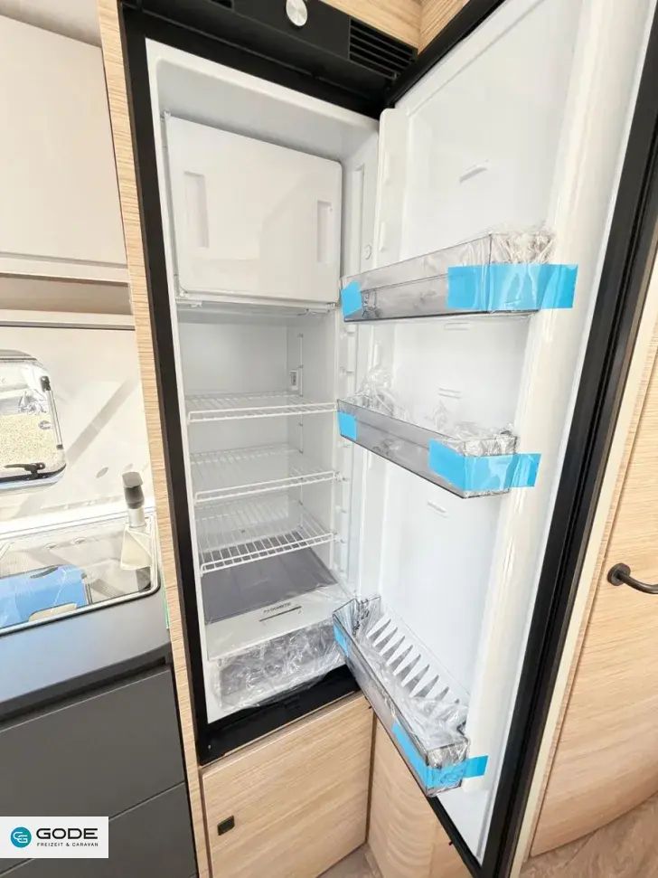 Fahrzeugbild Fendt Apero Activ 560 SKM/2.000 kg/City Wasser/TV-Halt #12
