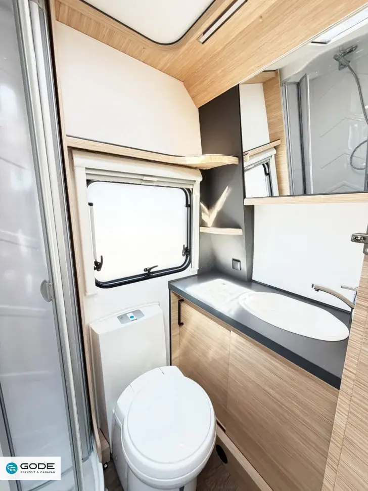 Fahrzeugbild Fendt Apero Activ 560 SKM/2.000 kg/City Wasser/TV-Halt #16