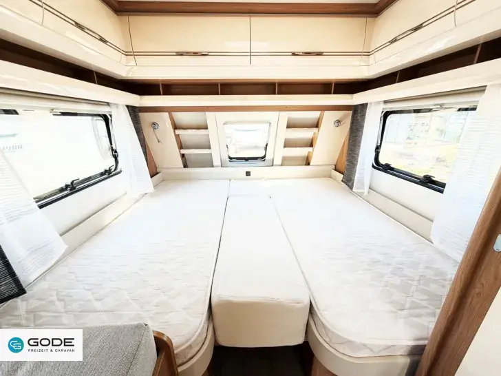 Fahrzeugbild Hobby Excellent 460 SL/Truma Go2/Dachmarkise #10