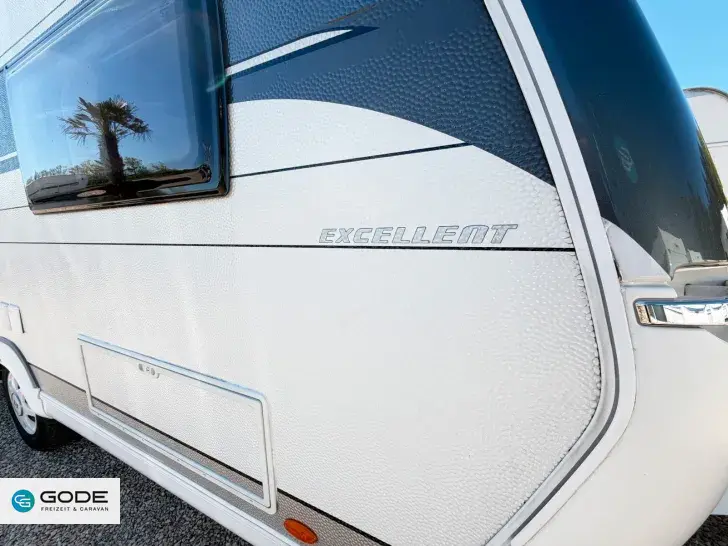 Fahrzeugbild Hobby Excellent 460 SL/Truma Go2/Dachmarkise #27