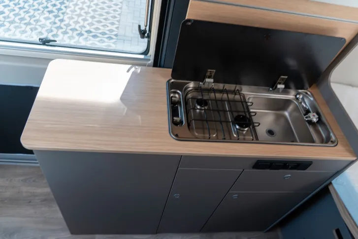Fahrzeugbild LMC Innovan 600/603 *70 Jahre*Markise*16"Alufelgen* #15