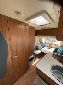Fahrzeugbild Weinsberg CaraOne 400 LK sehr gut gepflegt #4