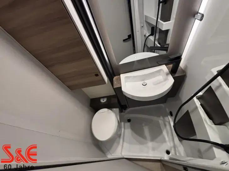 Fahrzeugbild Bürstner B66 TD 690 #14