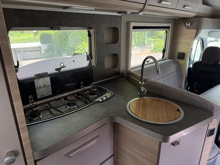 Fahrzeugbild Knaus Van TI Plus 700 LF #6