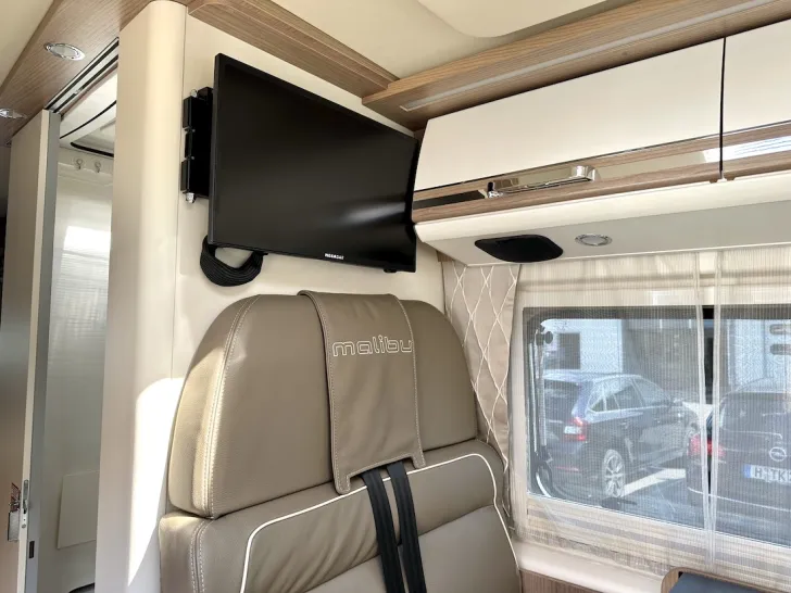 Fahrzeugbild Malibu Van Comfort 640 LE charming GT skyview Neuzustand #4