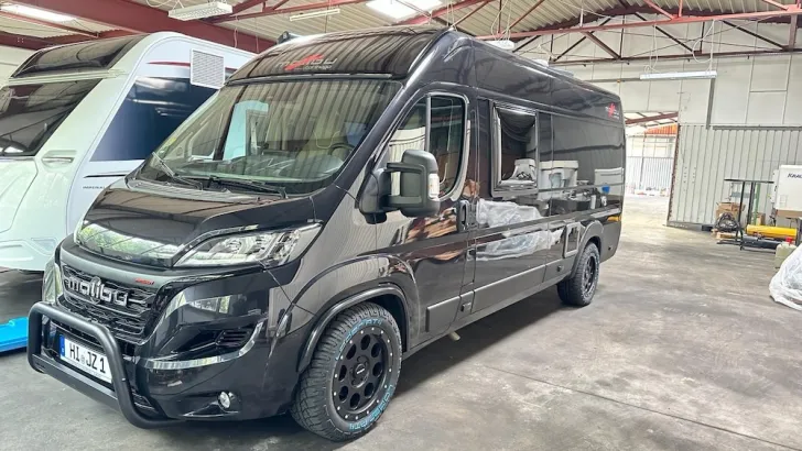 Fahrzeugbild Malibu Van Comfort 640 LE charming GT skyview Neuzustand #10