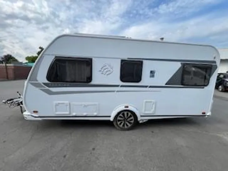 Fahrzeugbild Knaus Südwind 60 YEARS 460 EU Mover-Solar-2xVorzelt-TV #1