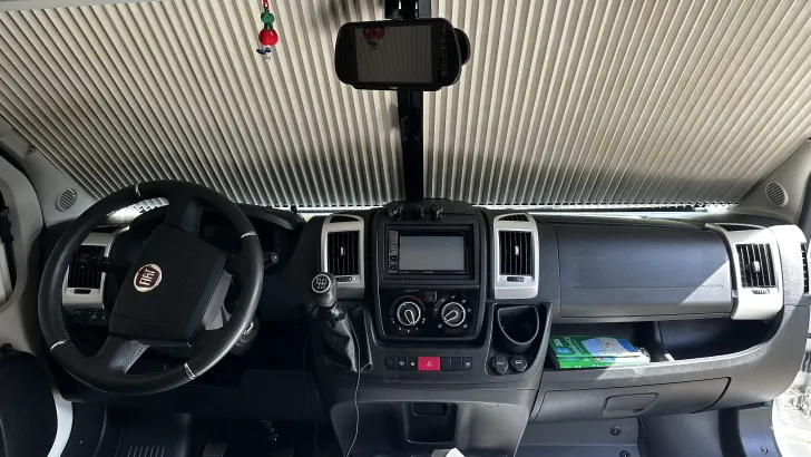 Fahrzeugbild Challenger 182 Sehr gut gepflegt #5