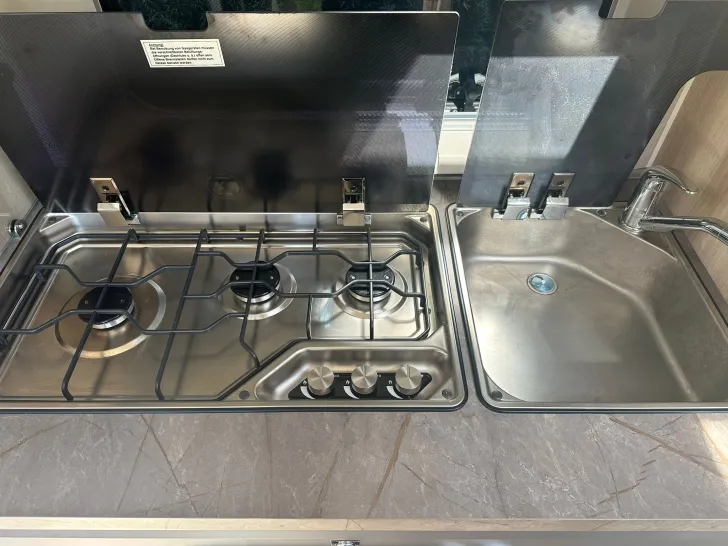 Fahrzeugbild Hobby De Luxe 515 UHK Dusche - NEUWERTIG - #10