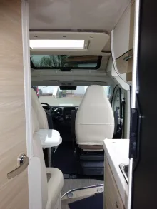 Fahrzeugbild Eura Mobil Van 635 EB Mondial- u. Fahrassistenzpaket #12