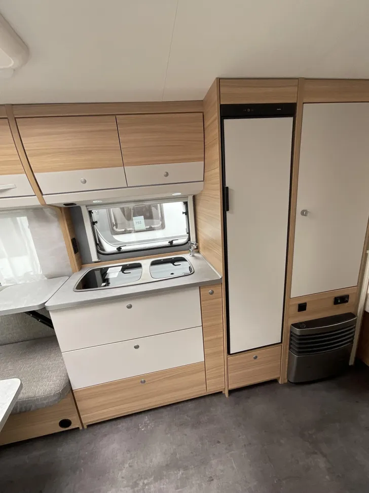 Fahrzeugbild Dethleffs Camper 510 ER Mover, Markise, Fahrradträger #5