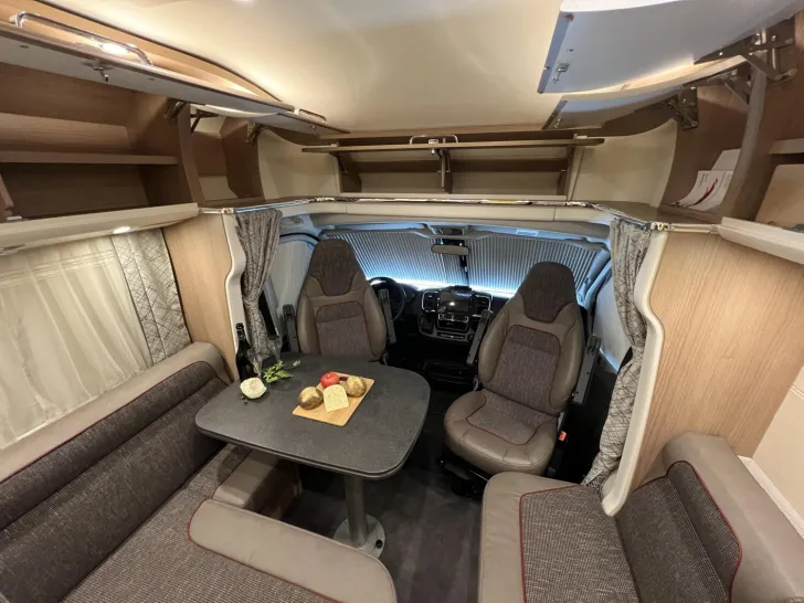 Fahrzeugbild Malibu T 460 LE (523) #13