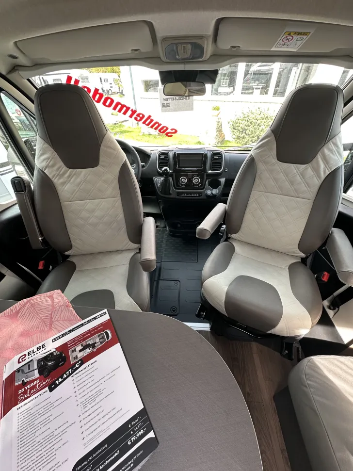 Fahrzeugbild Knaus L!VE TI 700 MEG Platinum Selection Live Ti ; 25 Years Selection #18
