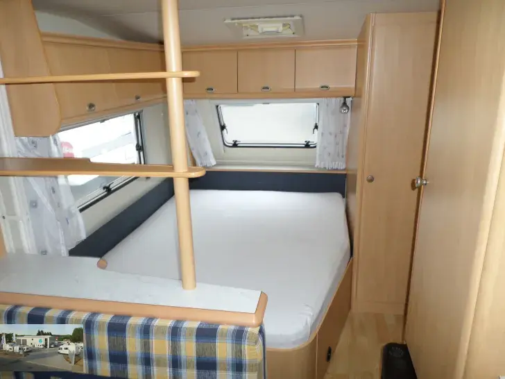 Fahrzeugbild Hobby De Luxe Easy 560 KMFe Nr. 35 - Etagenb., franz. Bett #15