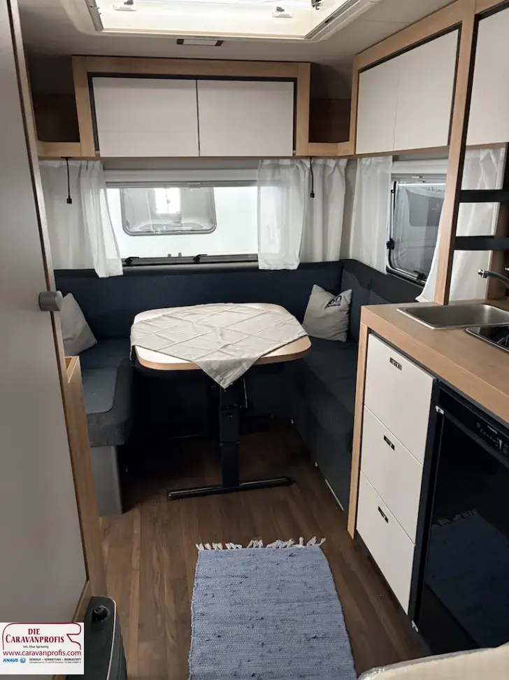 Fahrzeugbild Knaus Sport 450 FU #9
