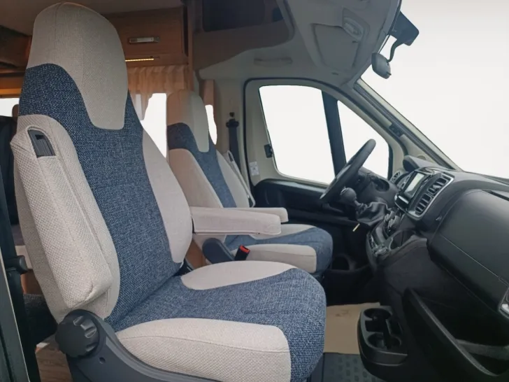 Fahrzeugbild Weinsberg CaraSuite 700 MEG #14