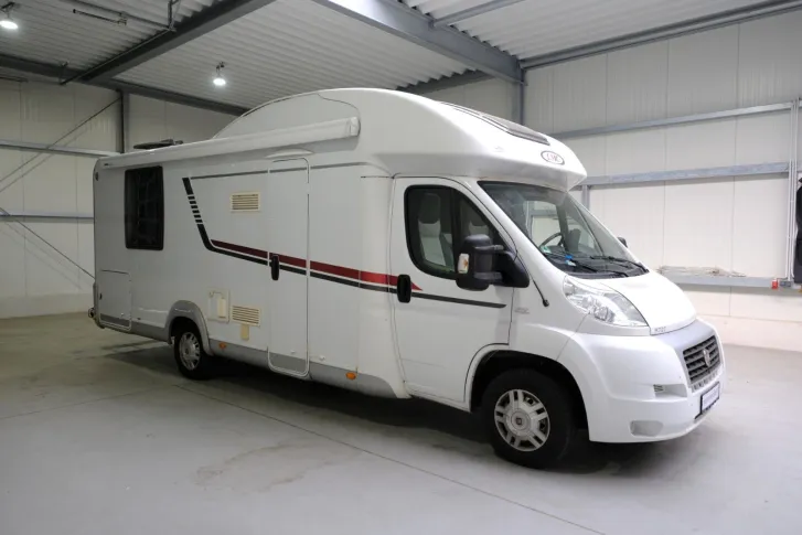 Fahrzeugbild LMC Breezer H 737/Quenssbett+Hubbett/Markise/Solar #2
