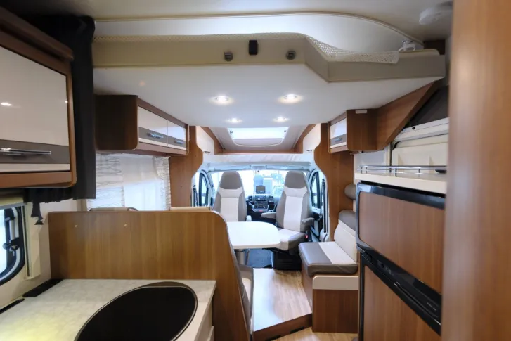 Fahrzeugbild LMC Breezer H 737/Quenssbett+Hubbett/Markise/Solar #9