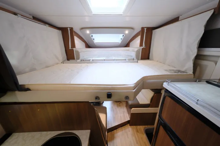 Fahrzeugbild LMC Breezer H 737/Quenssbett+Hubbett/Markise/Solar #12