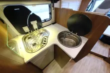 Fahrzeugbild LMC Breezer H 737/Quenssbett+Hubbett/Markise/Solar #14
