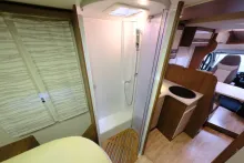Fahrzeugbild LMC Breezer H 737/Quenssbett+Hubbett/Markise/Solar #16