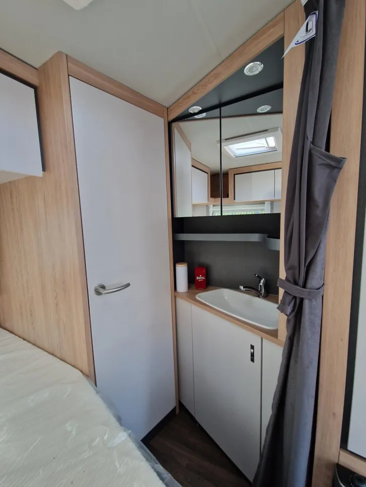 Fahrzeugbild Knaus Sport 450 FU #19