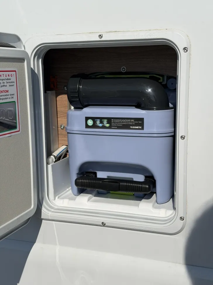 Fahrzeugbild Weinsberg CaraCompact Suite MB EDITION PEPPER 640 MEG #10