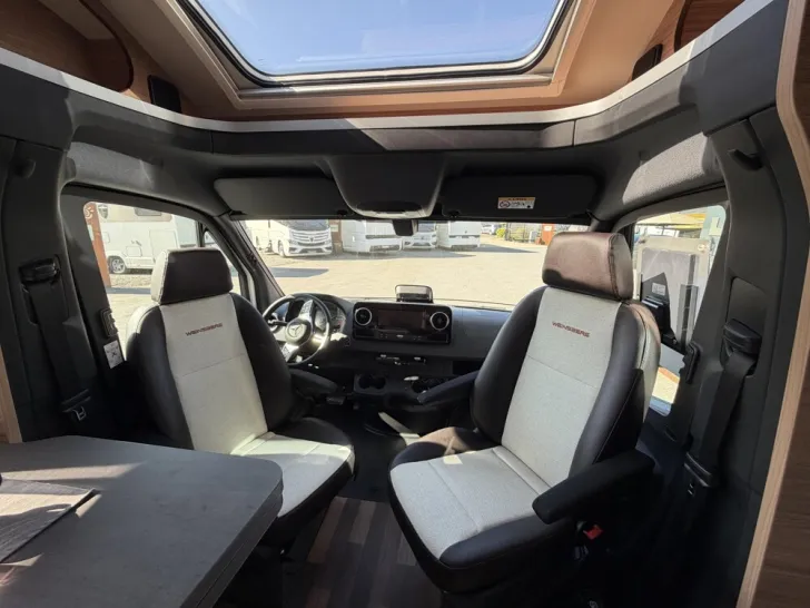 Fahrzeugbild Weinsberg CaraCompact Suite MB EDITION PEPPER 640 MEG #12