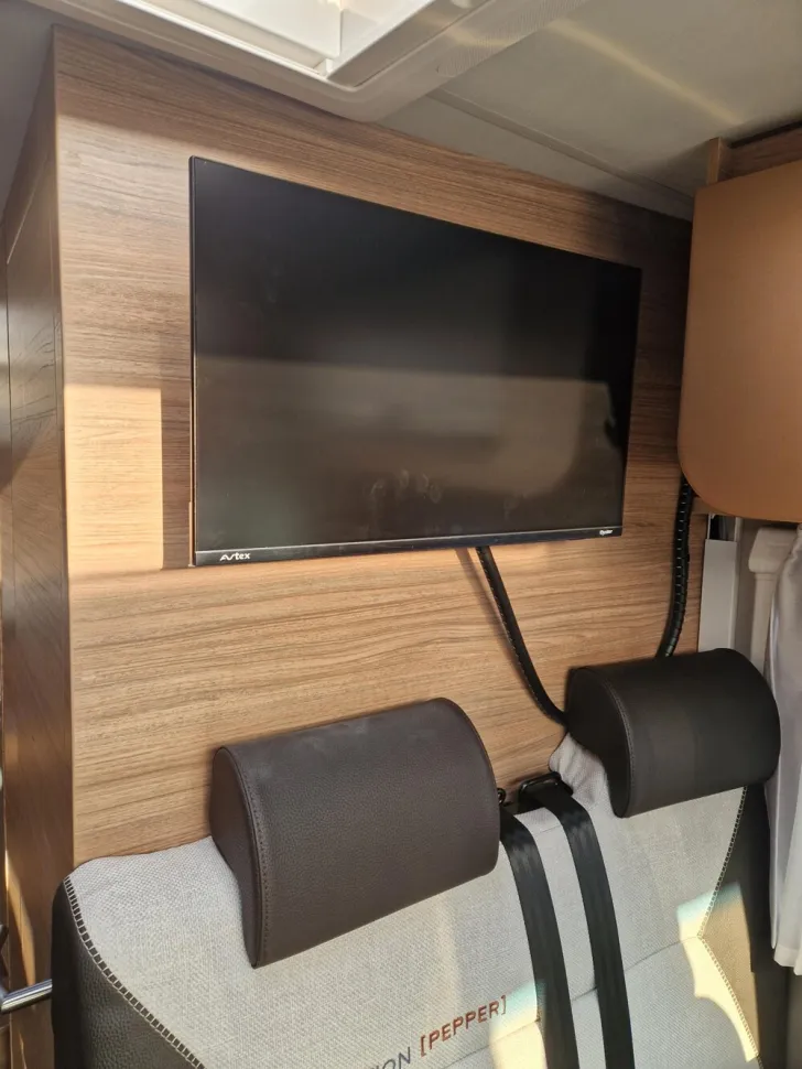 Fahrzeugbild Weinsberg CaraCompact MB EDITION PEPPER 640 MEG #16