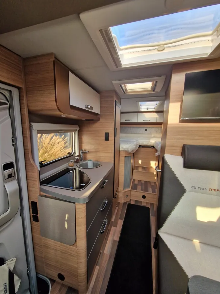 Fahrzeugbild Weinsberg CaraCompact MB EDITION PEPPER 640 MEG #17
