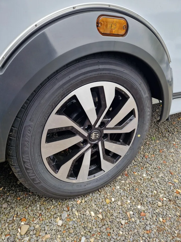 Fahrzeugbild Knaus Südwind 460 EU Black Selection #7