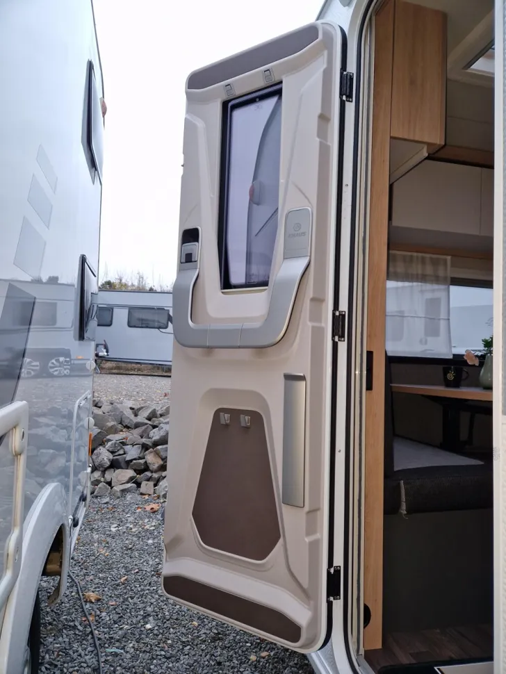 Fahrzeugbild Knaus Sport 460 EU #10