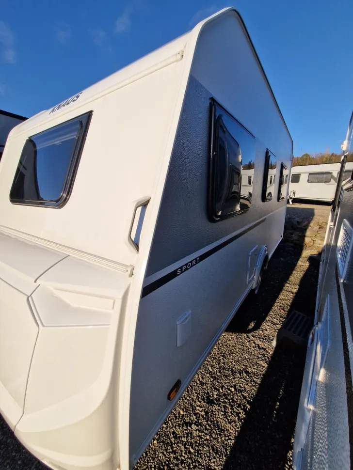 Fahrzeugbild Knaus Sport 420 QD #2