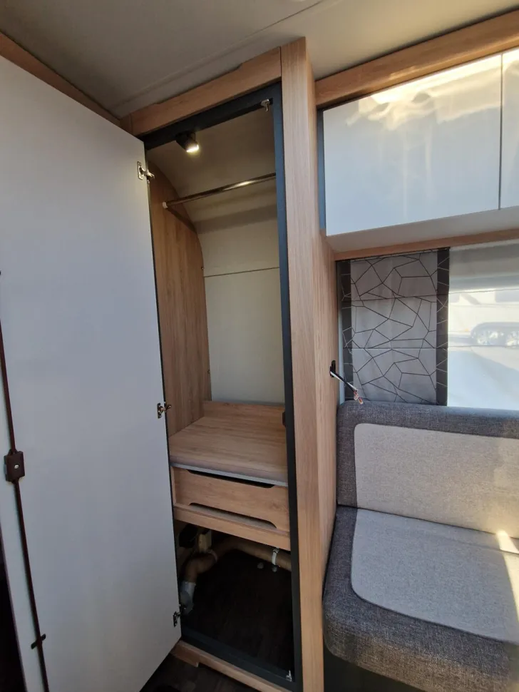 Fahrzeugbild Knaus Sport 420 QD #13