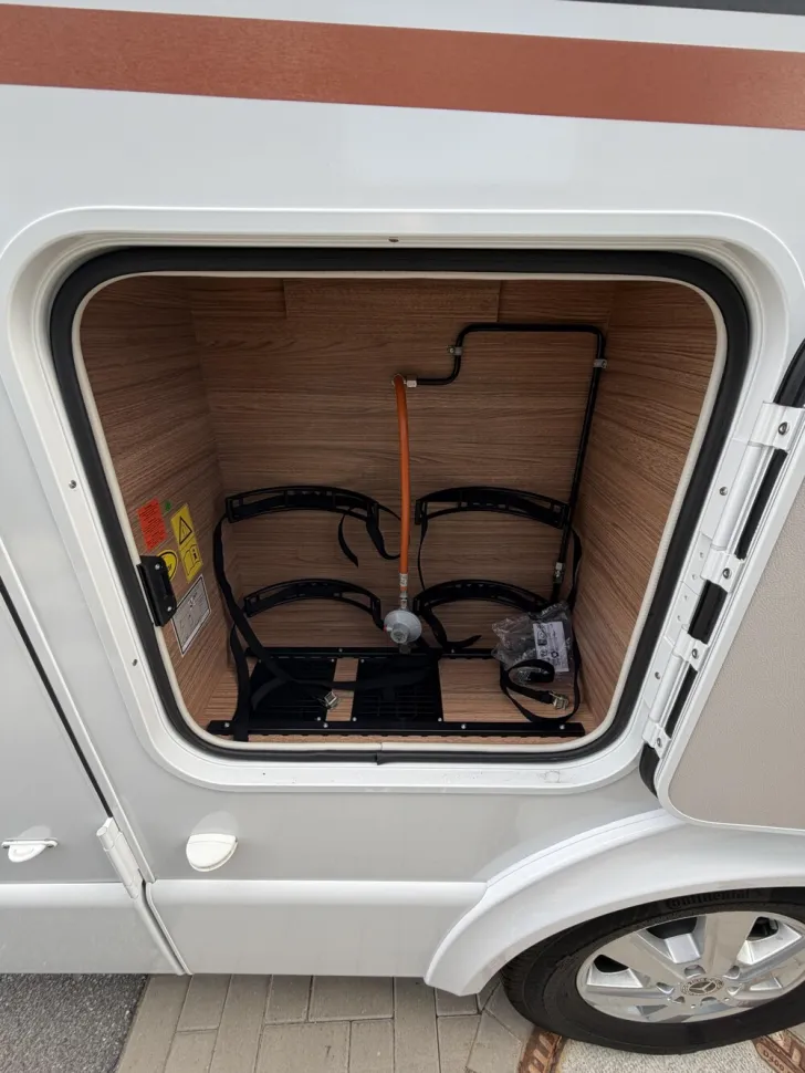 Fahrzeugbild Weinsberg CaraCompact MB EDITION PEPPER 640 MEG #8