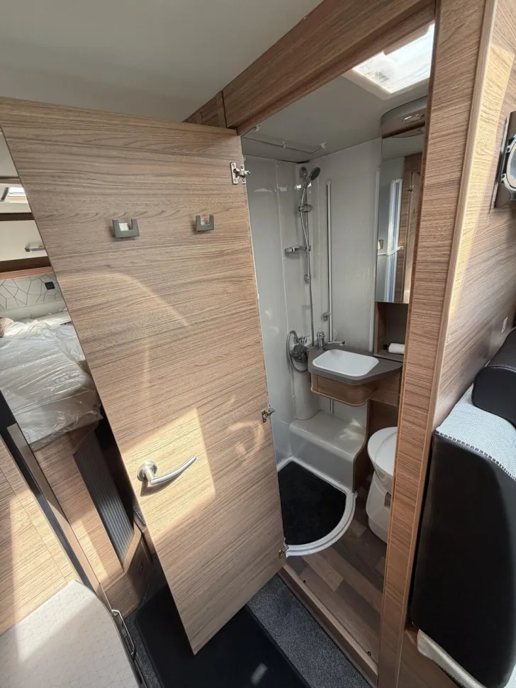 Fahrzeugbild Weinsberg CaraCompact MB EDITION PEPPER 640 MEG #18
