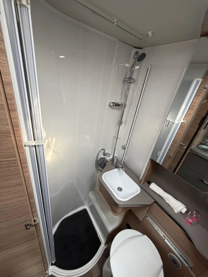 Fahrzeugbild Weinsberg CaraCompact MB EDITION PEPPER 640 MEG #20