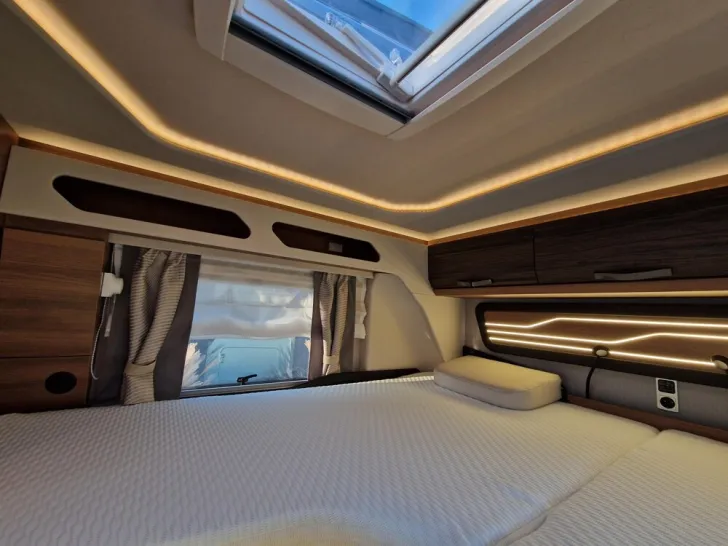 Fahrzeugbild Knaus Sun i 700 LEG #24