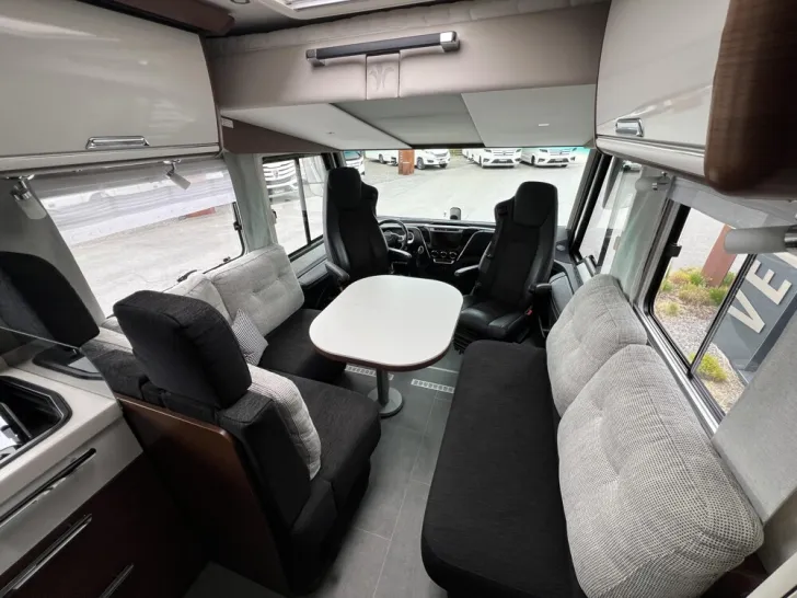 Fahrzeugbild Niesmann + Bischoff Flair 880 LE #18