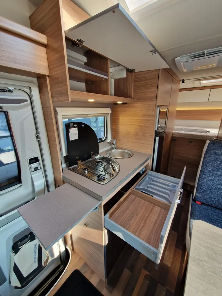 Fahrzeugbild Weinsberg CaraHome 650 DG #16