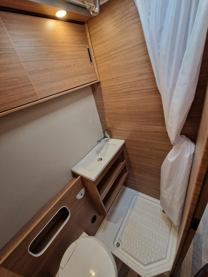 Fahrzeugbild Weinsberg CaraHome 650 DG #23