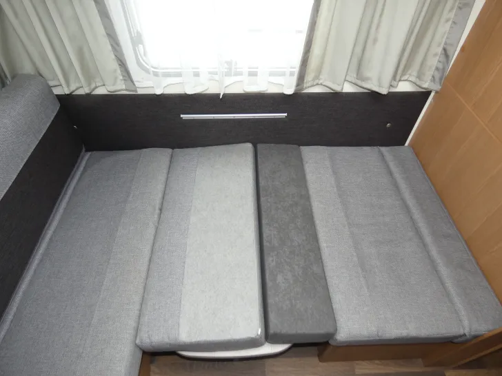 Fahrzeugbild Knaus Sport 420 QD - sehr gepflegt & viel SA - #8