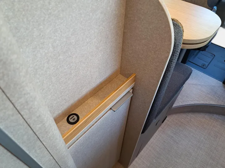 Fahrzeugbild Hymer Redwood 600 Explorer, Markise, Fahrkomfortpaket #13